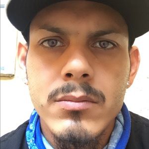 Meet your Posher, Luis